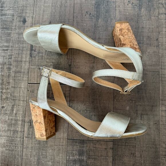 ANTHROPOLOGIE GOLD STRAPPY HEELS CORK BLOCK HEEL SANDALS SIZE 39 8.5 - Picture 2 of 7
